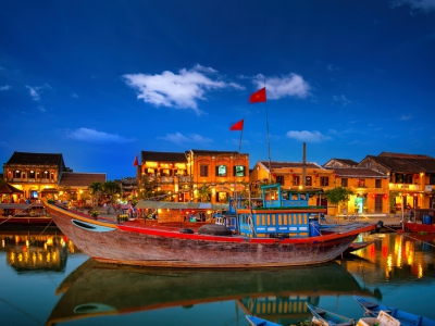 Thu Bon River